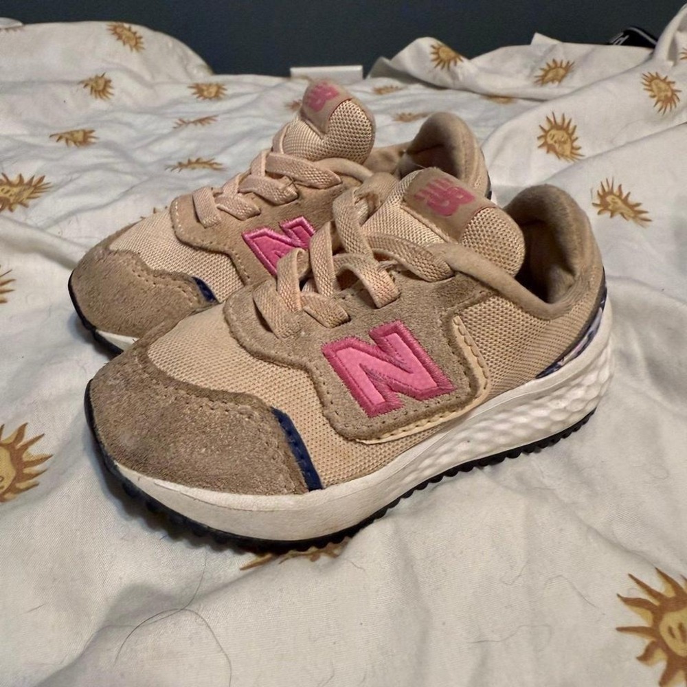 New Balance IZX70KF1 Toddler Girl Shoes Size 5 Fresh Foam X70 Tan/Pink
